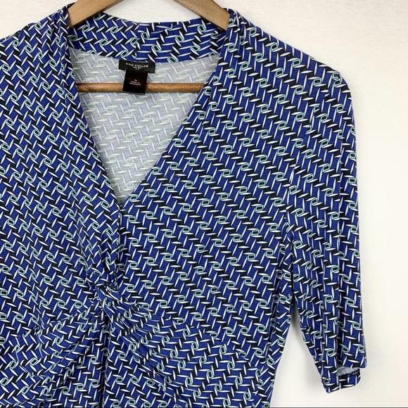 Ann Taylor Crossover Twist Effect Blue White Top - Picture 2 of 8